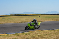 anglesey-no-limits-trackday;anglesey-photographs;anglesey-trackday-photographs;enduro-digital-images;event-digital-images;eventdigitalimages;no-limits-trackdays;peter-wileman-photography;racing-digital-images;trac-mon;trackday-digital-images;trackday-photos;ty-croes